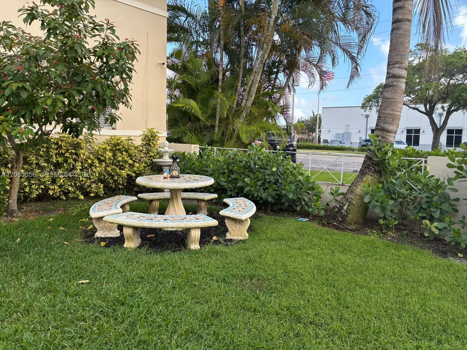 689 NE 92nd St # 11G, Miami Shores, FL 33138