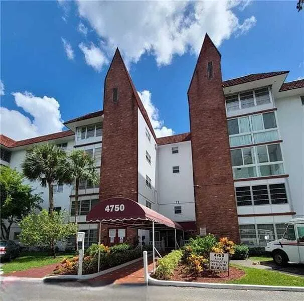 4750 NW 22nd Court # 502, Lauderhill, FL 33313