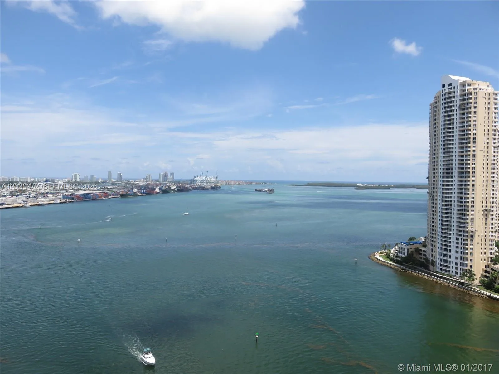 325 Biscayne Blvd # 2523, Miami, FL 33131 photo 5