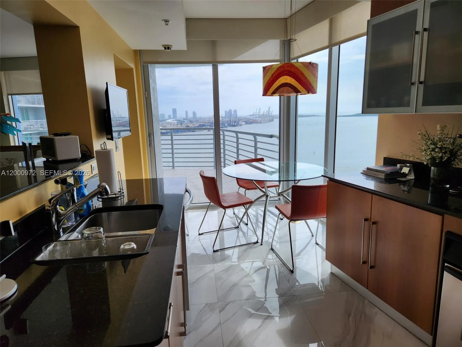 325 Biscayne Blvd # 2523, Miami, FL 33131 photo 6
