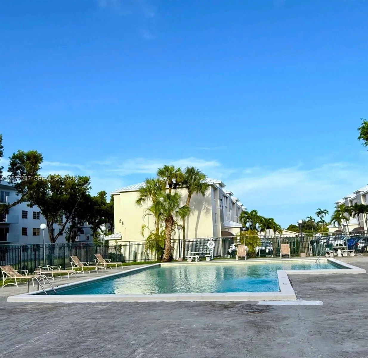 1121 SW 122nd Ave # 107-2, Miami, FL 33184 photo 4