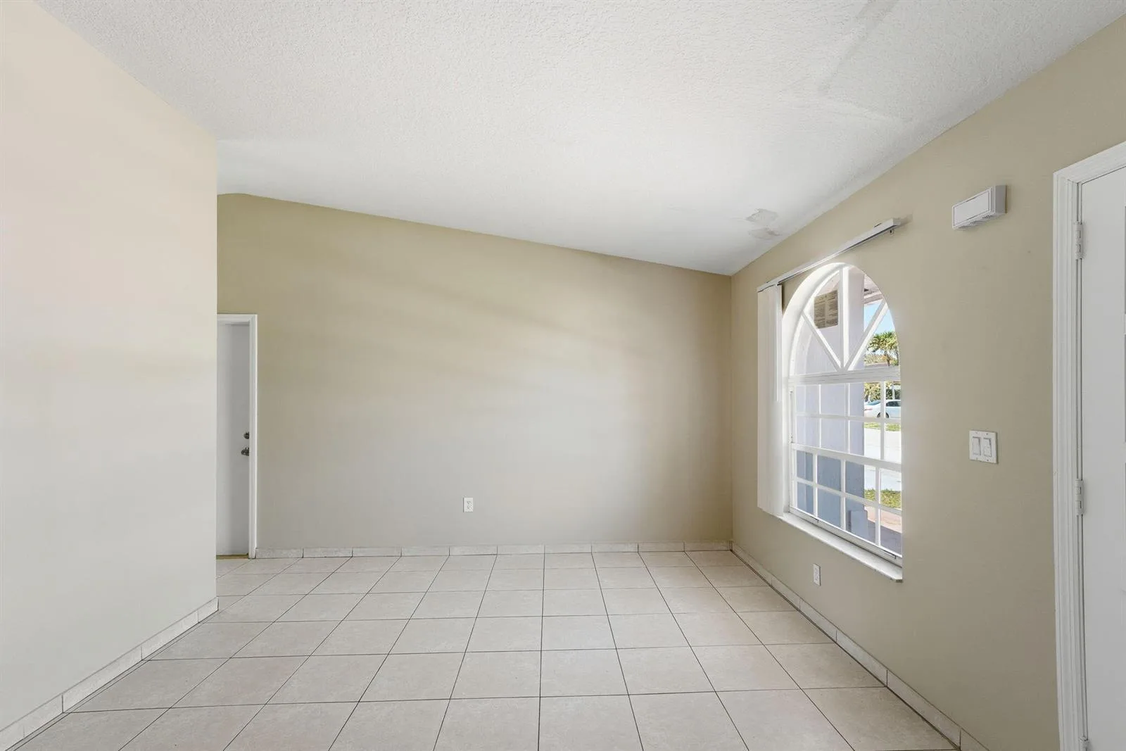 14490 SW 174th Terrace, Miami, FL 33177 photo 2