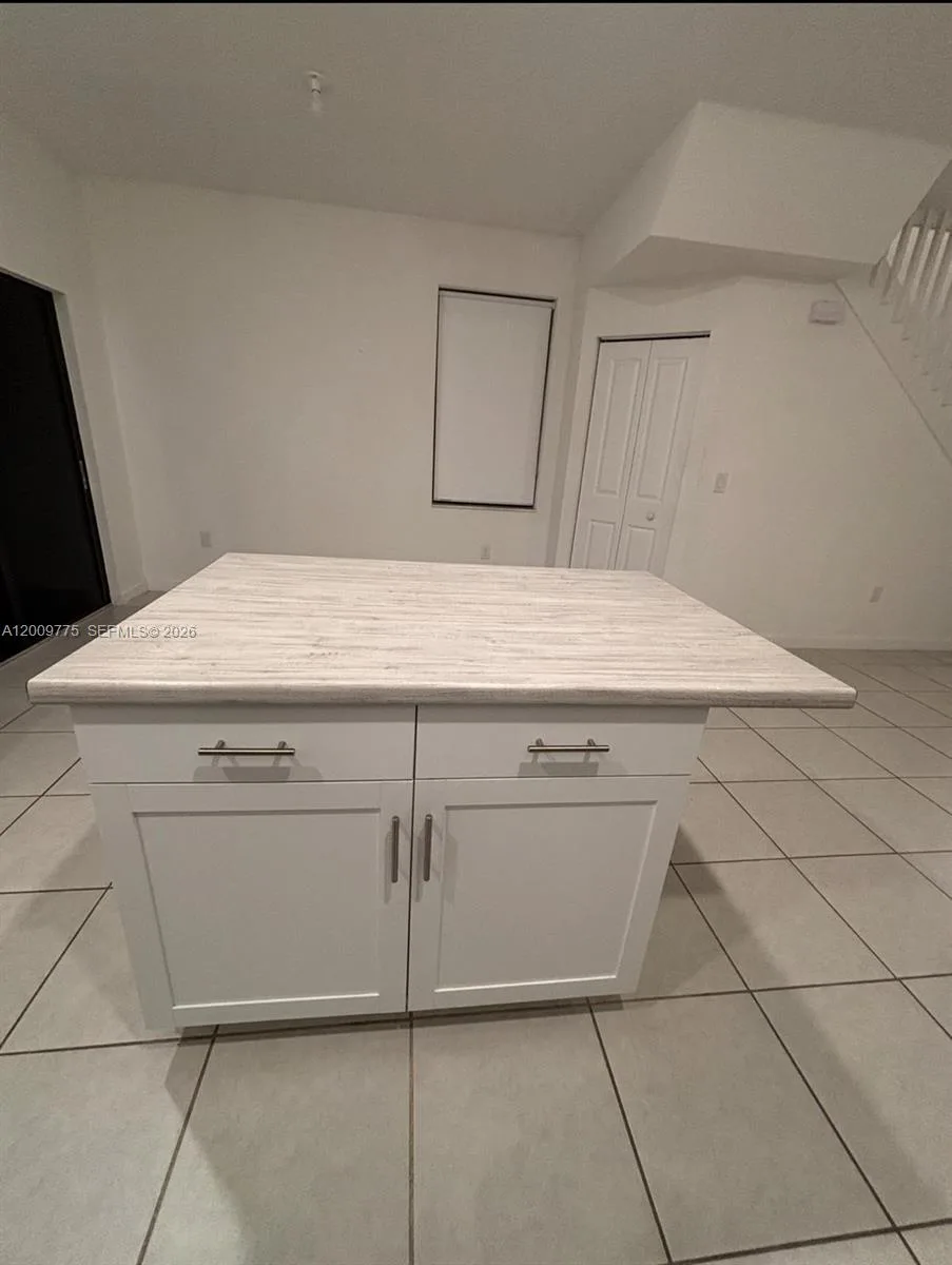 20964 NE 8th Ave # 20964, Miami, FL 33179 photo 3