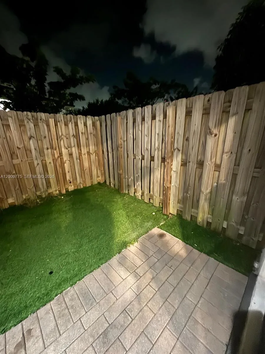 20964 NE 8th Ave # 20964, Miami, FL 33179 photo 5