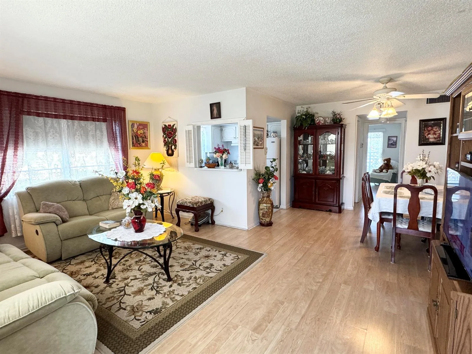 148 Bedford F, West Palm Beach, FL 33417