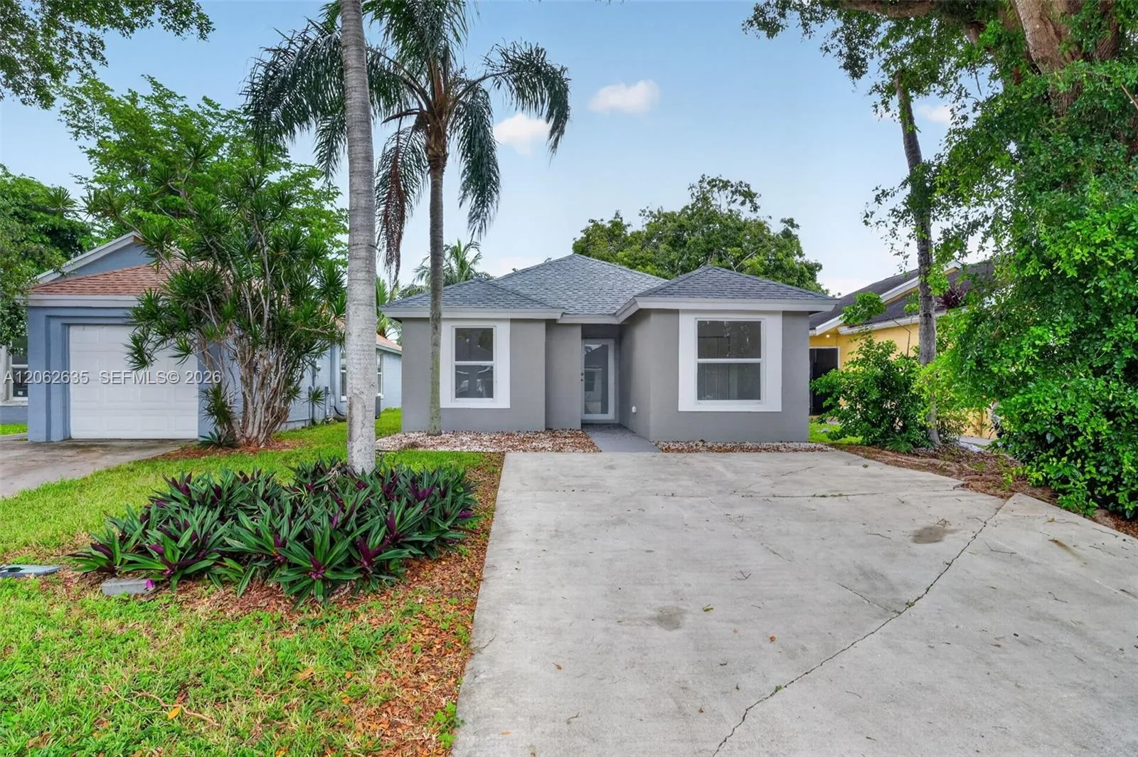 744 SW 9th St, Florida City, FL 33034