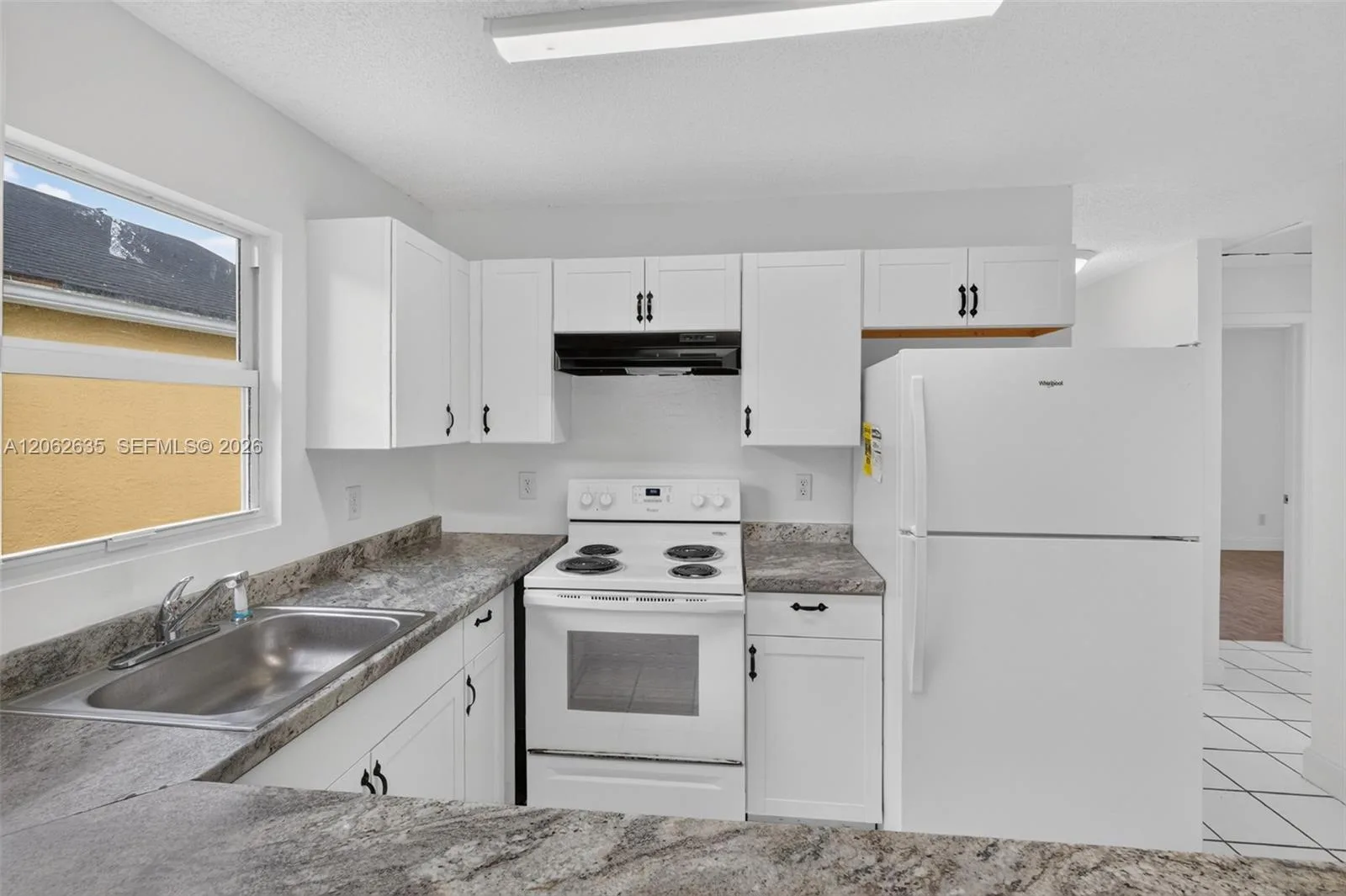 744 SW 9th St, Florida City, FL 33034 photo 8