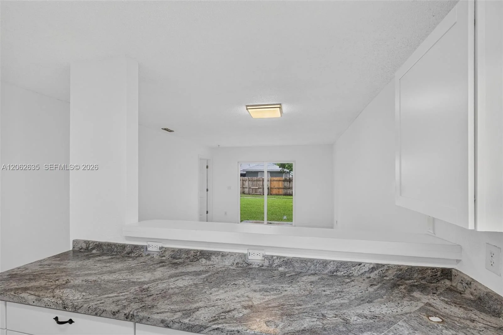 744 SW 9th St, Florida City, FL 33034 photo 9