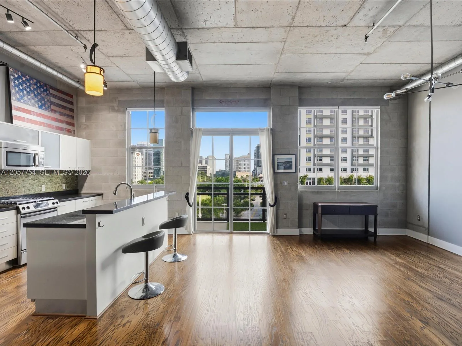 410 NW 1st Ave # 604, Fort Lauderdale, FL 33301 photo 3