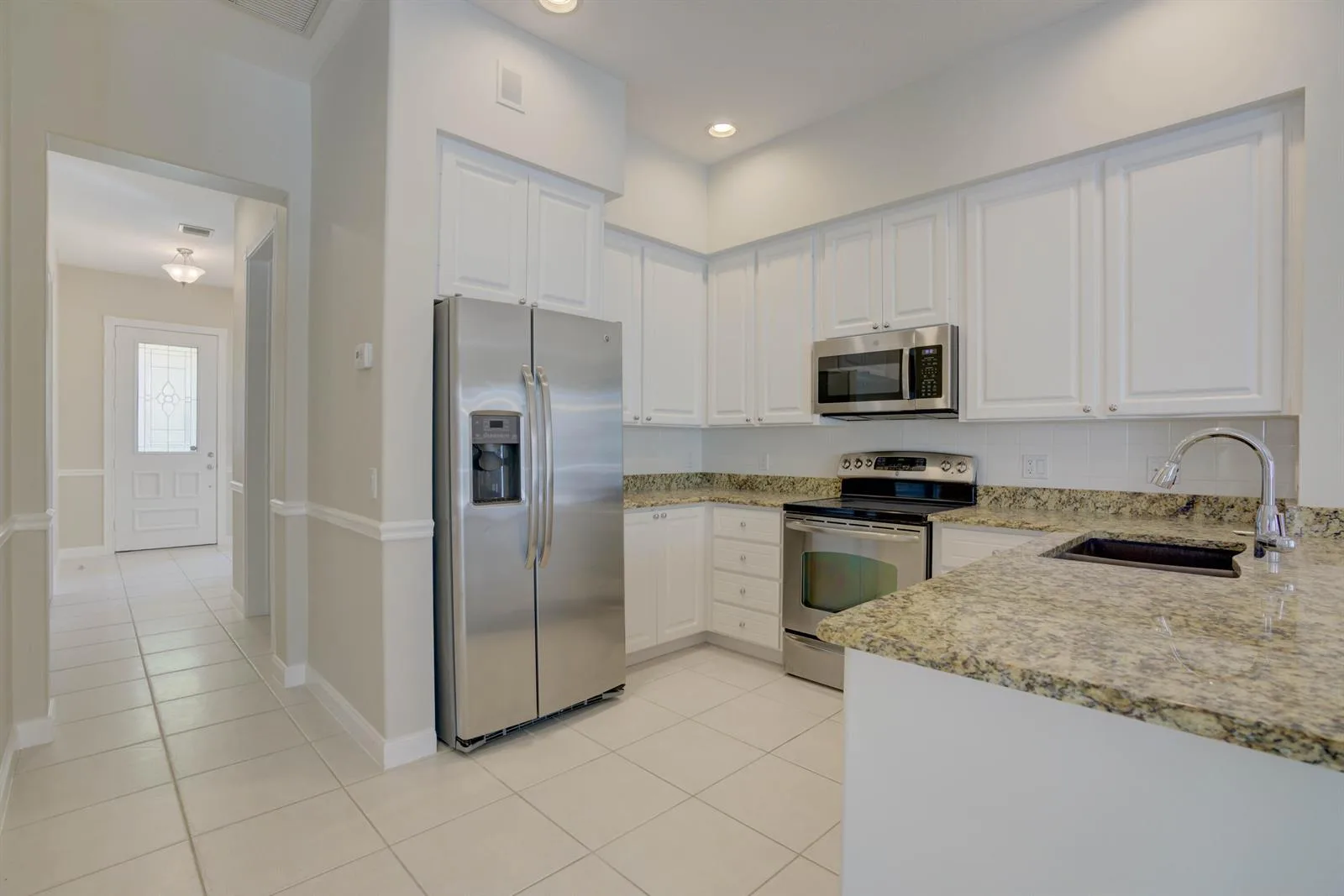 256 San Remo Drive, Jupiter, FL 33458 photo 2