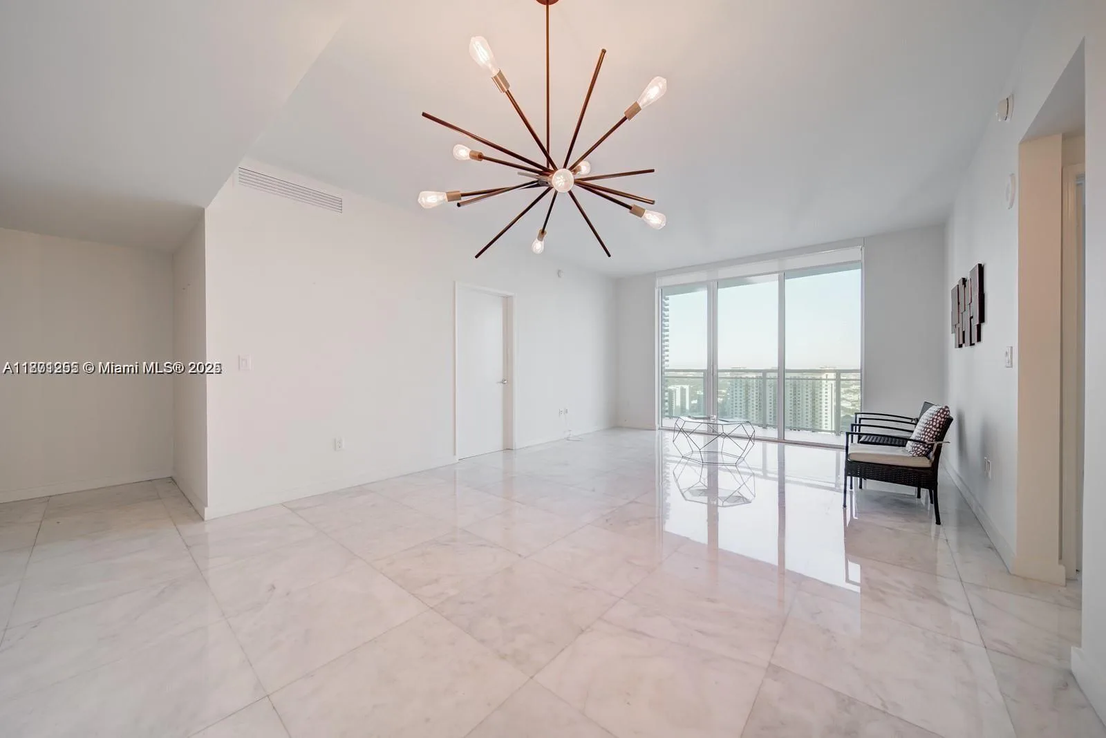 951 Brickell Ave # 3905, Miami, FL 33131 photo 13