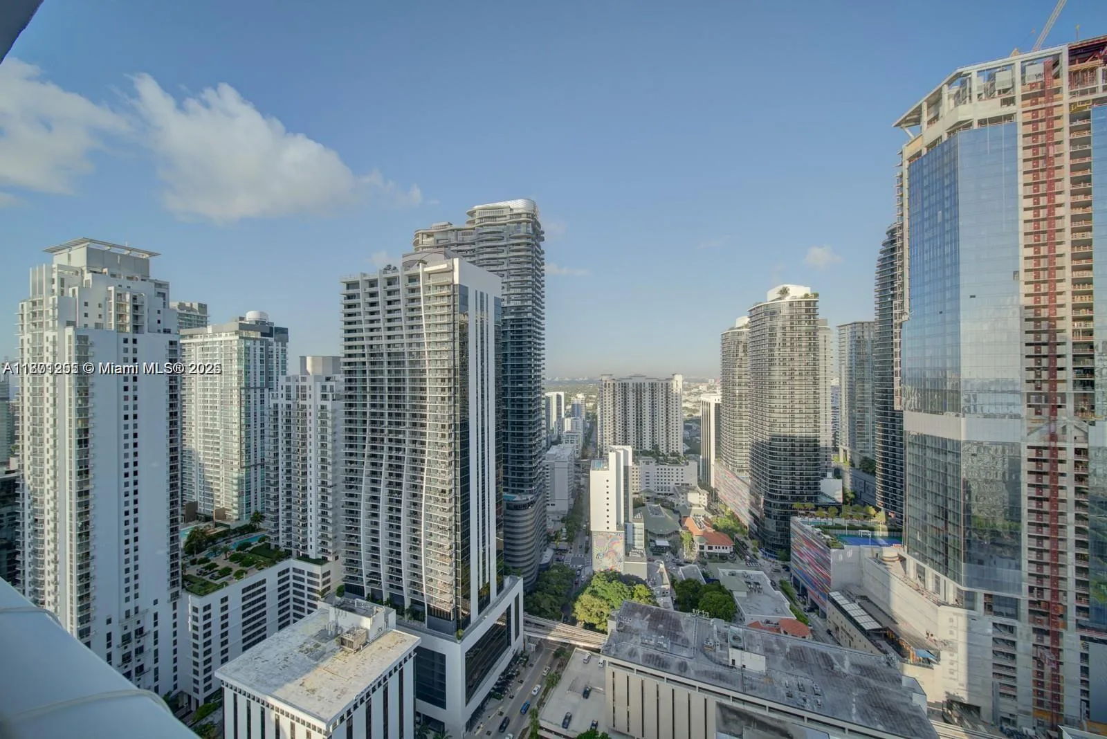 951 Brickell Ave # 3905, Miami, FL 33131 photo 3
