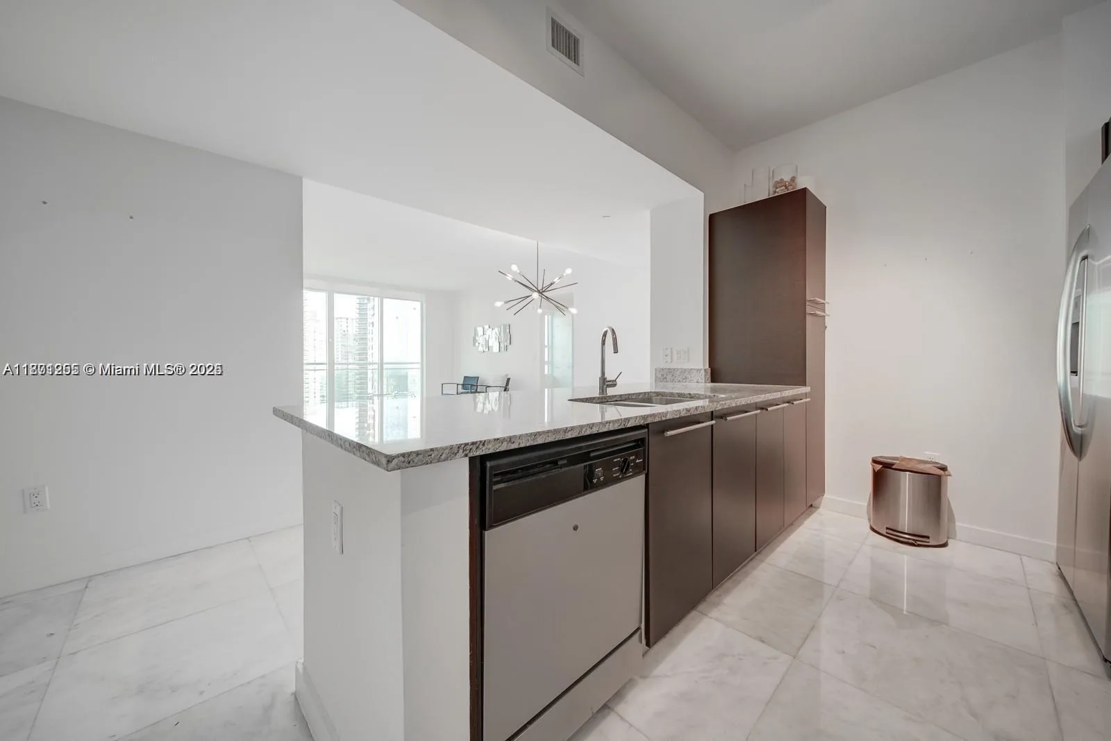 951 Brickell Ave # 3905, Miami, FL 33131 photo 7
