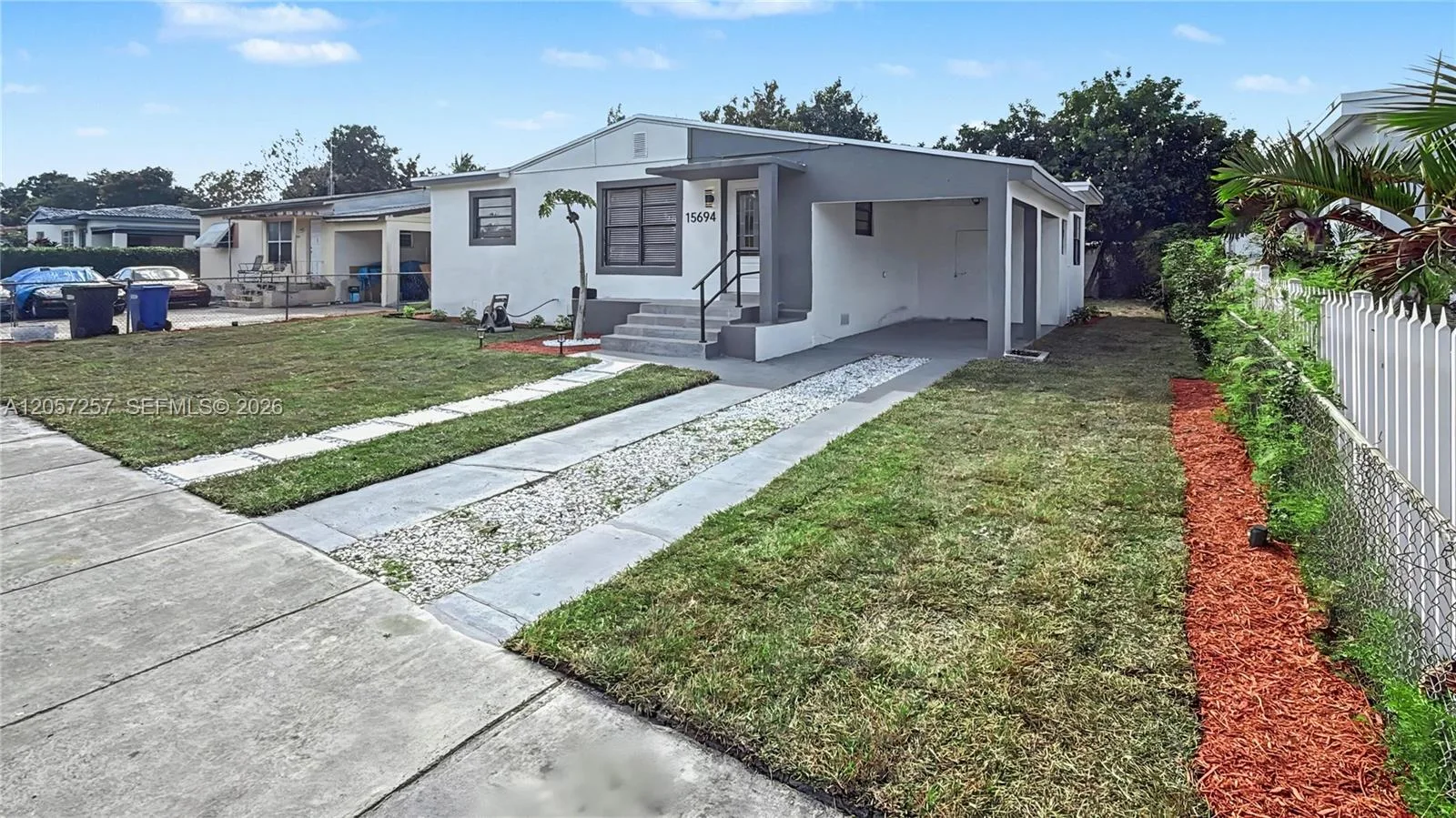 15694 NE 10th Ct, North Miami Beach, FL 33162