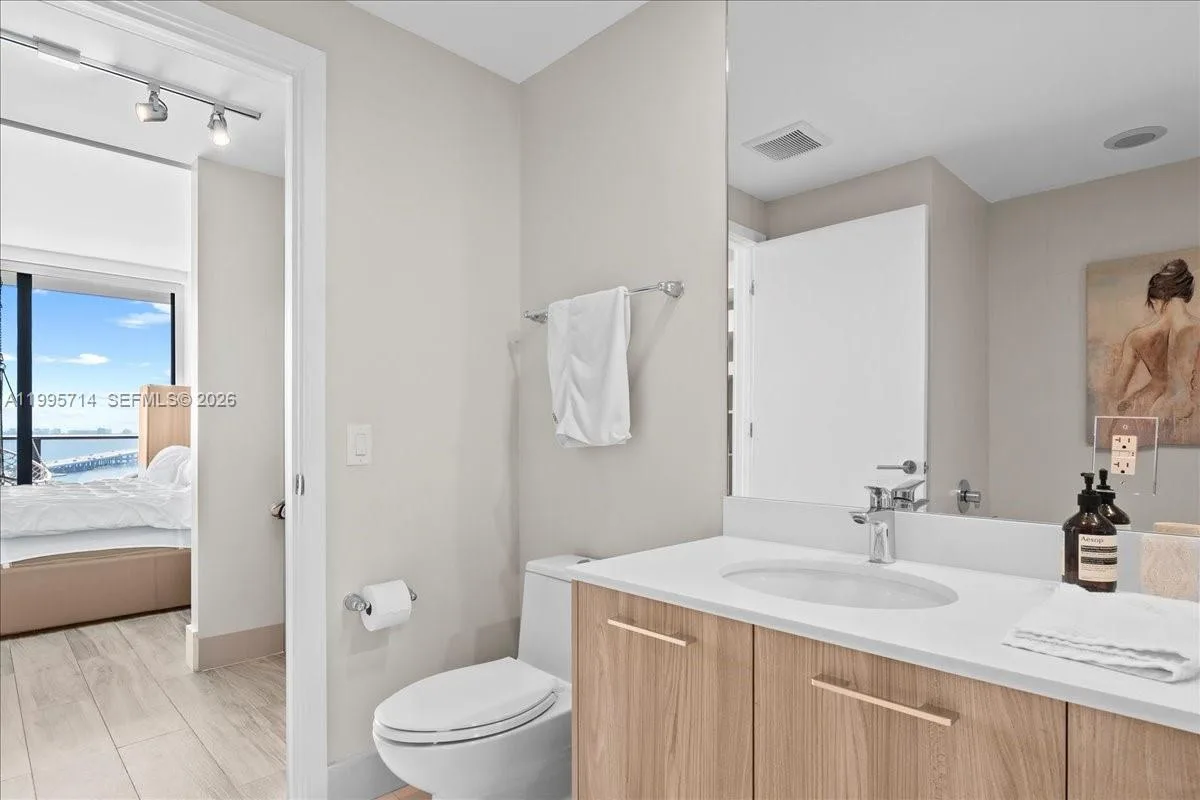 501 NE 31st St # 1201, Miami, FL 33137 photo 13