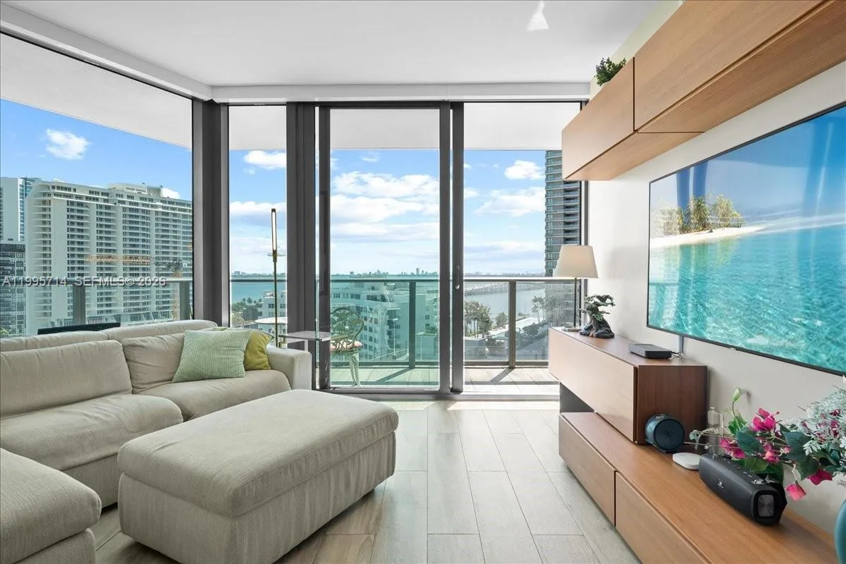 501 NE 31st St # 1201, Miami, FL 33137 photo 3