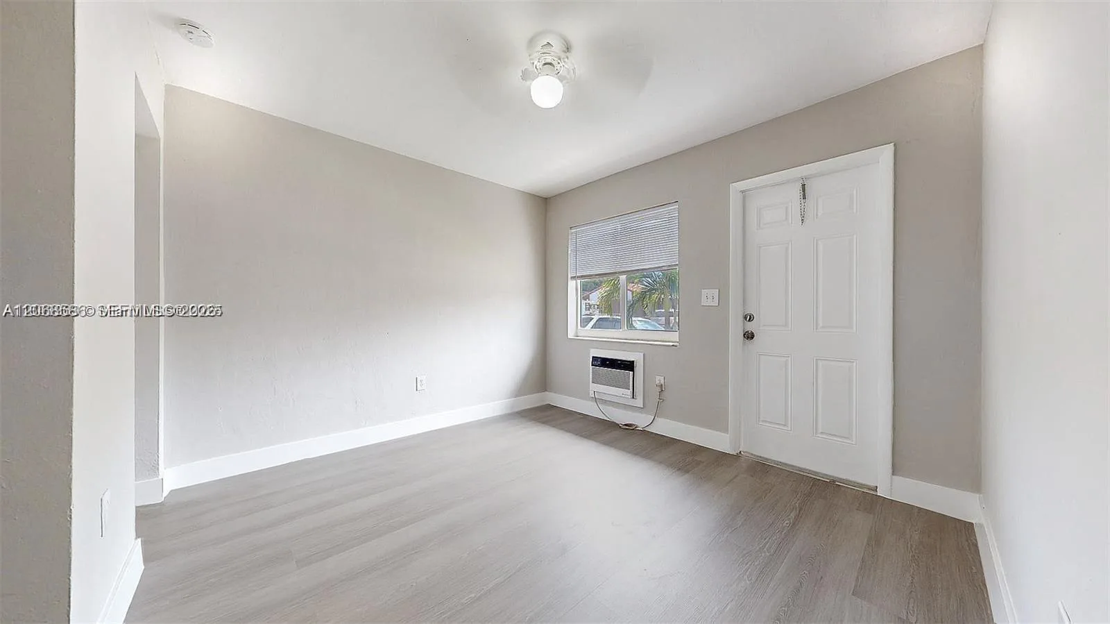 891 SW 5th St # 2, Miami, FL 33130 photo 6
