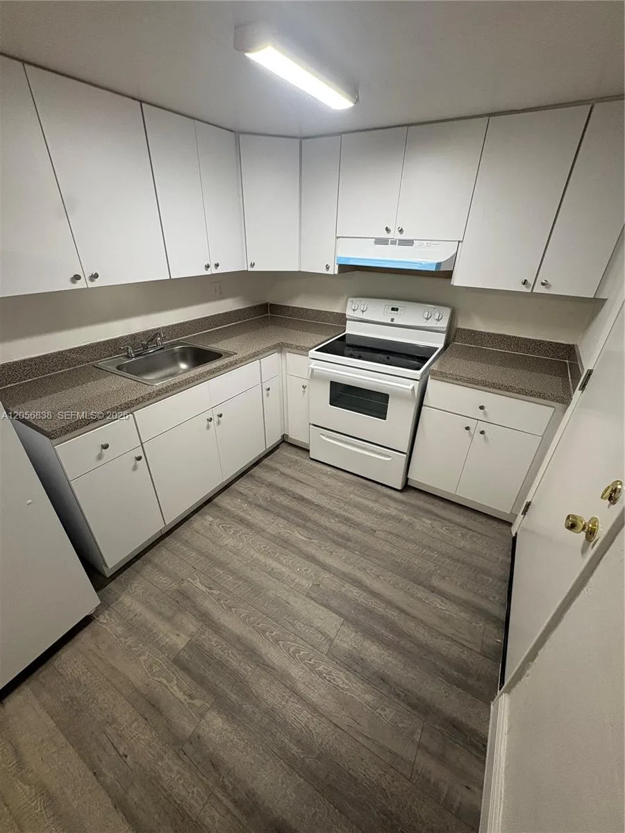 13285 NE 6th Ave # N206, North Miami, FL 33161 photo 2