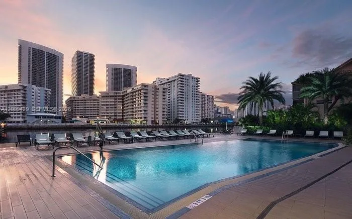 2602 E Hallandale Beach Blvd # R1708, Hallandale Beach, FL 33009