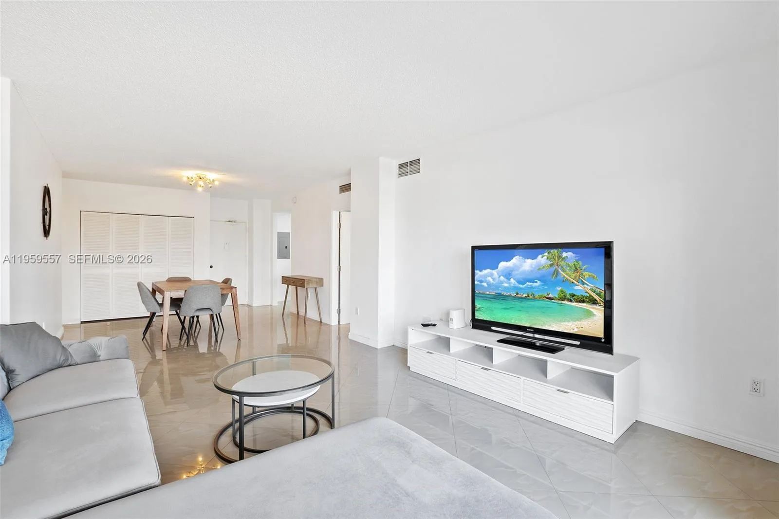 1985 S Ocean Dr # 2M, Hallandale Beach, FL 33009 photo 4