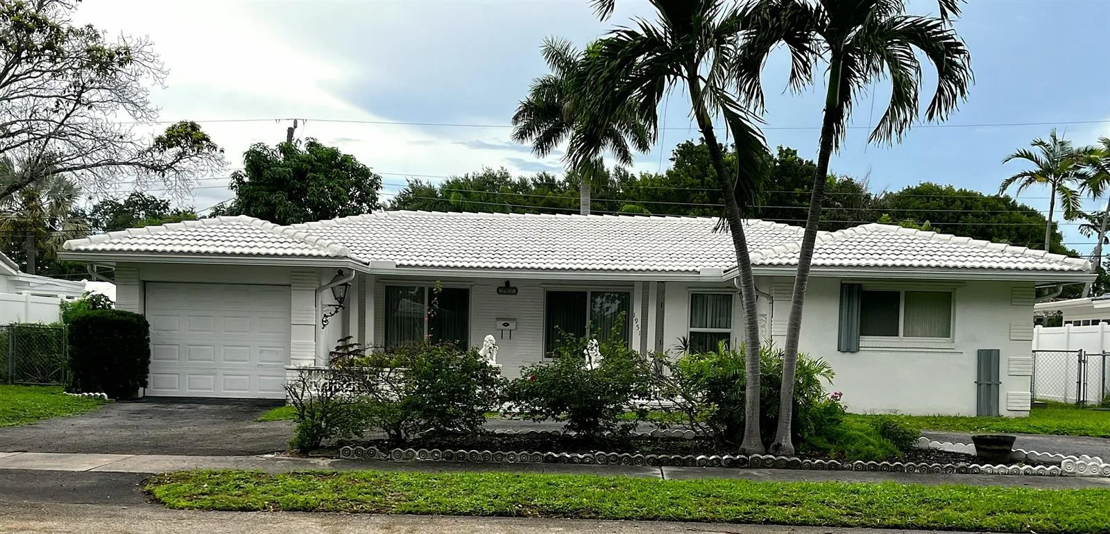 1951 NE 59th Place, Fort Lauderdale, FL 33308