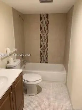 4168 Inverrary Dr # 305, Lauderhill, FL 33319 photo 4