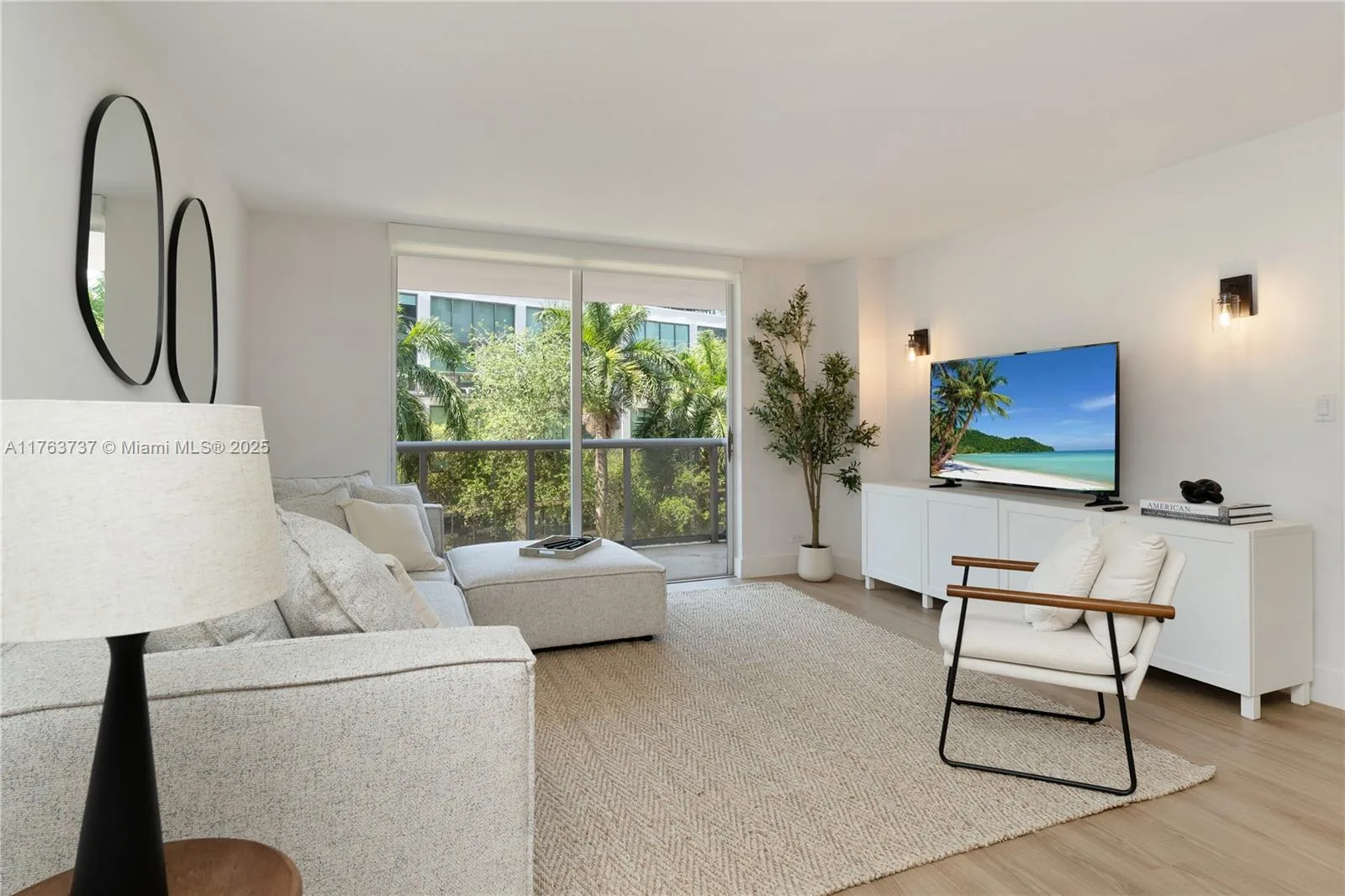 6039 Collins Ave # 429, Miami Beach, FL 33140 photo 3