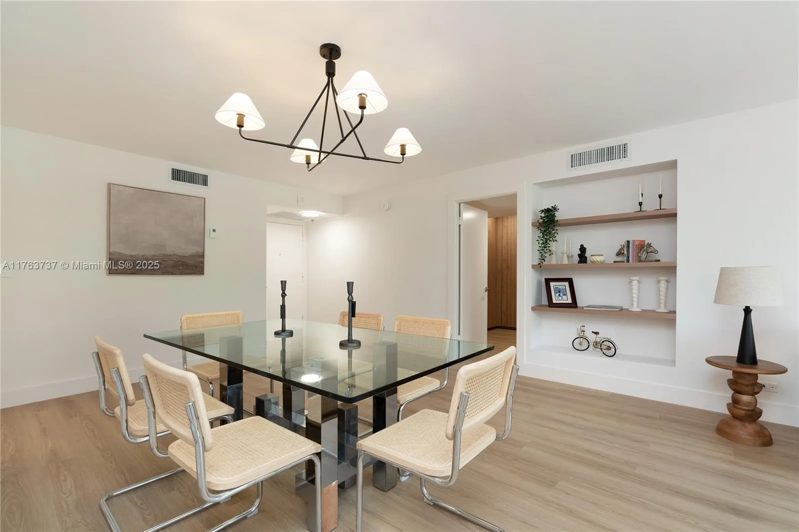 6039 Collins Ave # 429, Miami Beach, FL 33140 photo 4