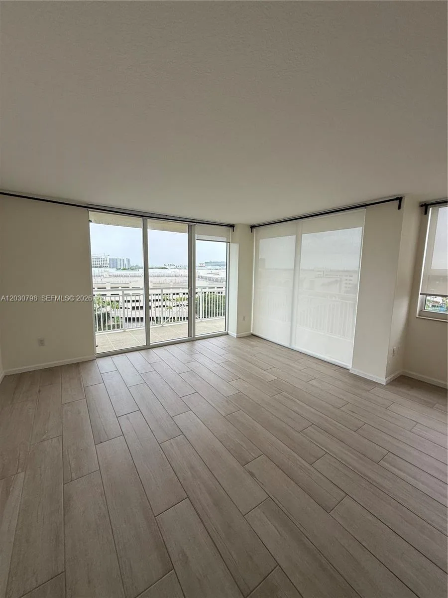 19501 W Country Club Dr # 809, Aventura, FL 33180 photo 4