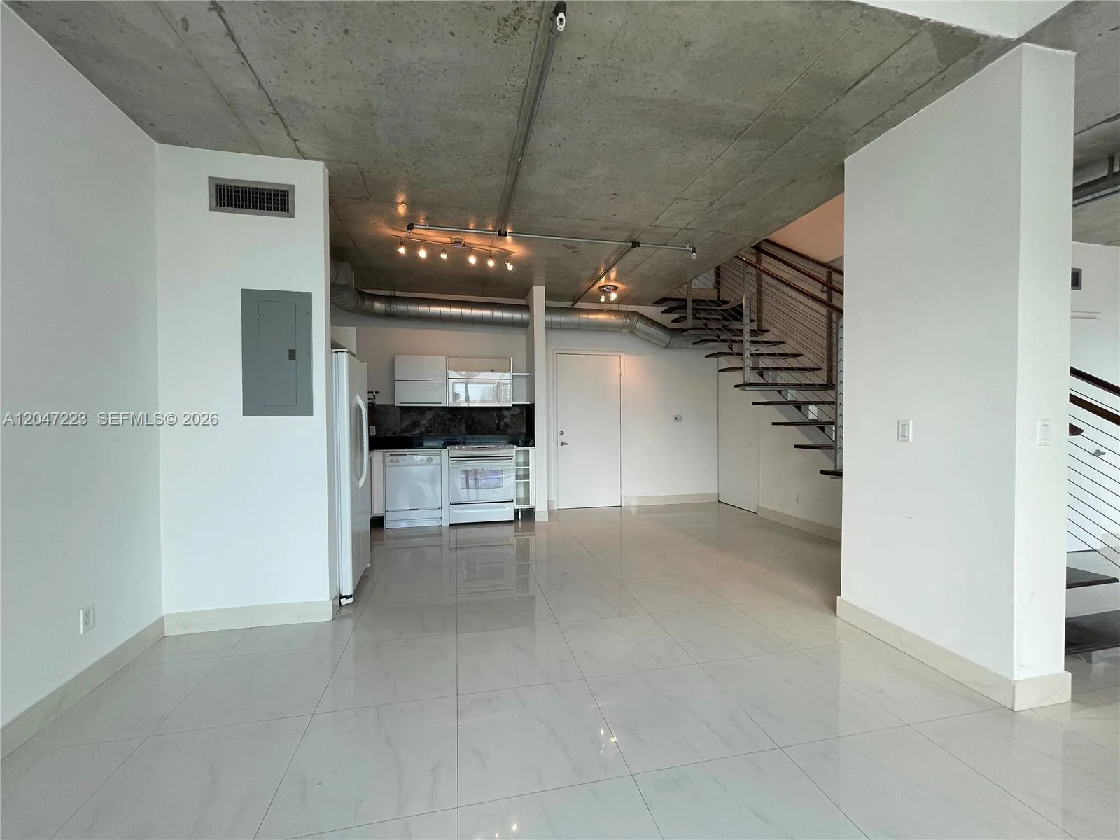 690 SW 1st Ct # 3115, Miami, FL 33130 photo 13