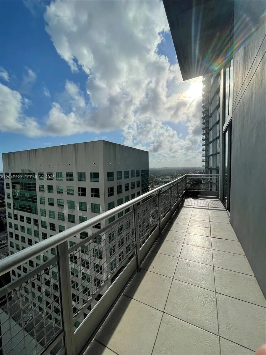 690 SW 1st Ct # 3115, Miami, FL 33130 photo 4