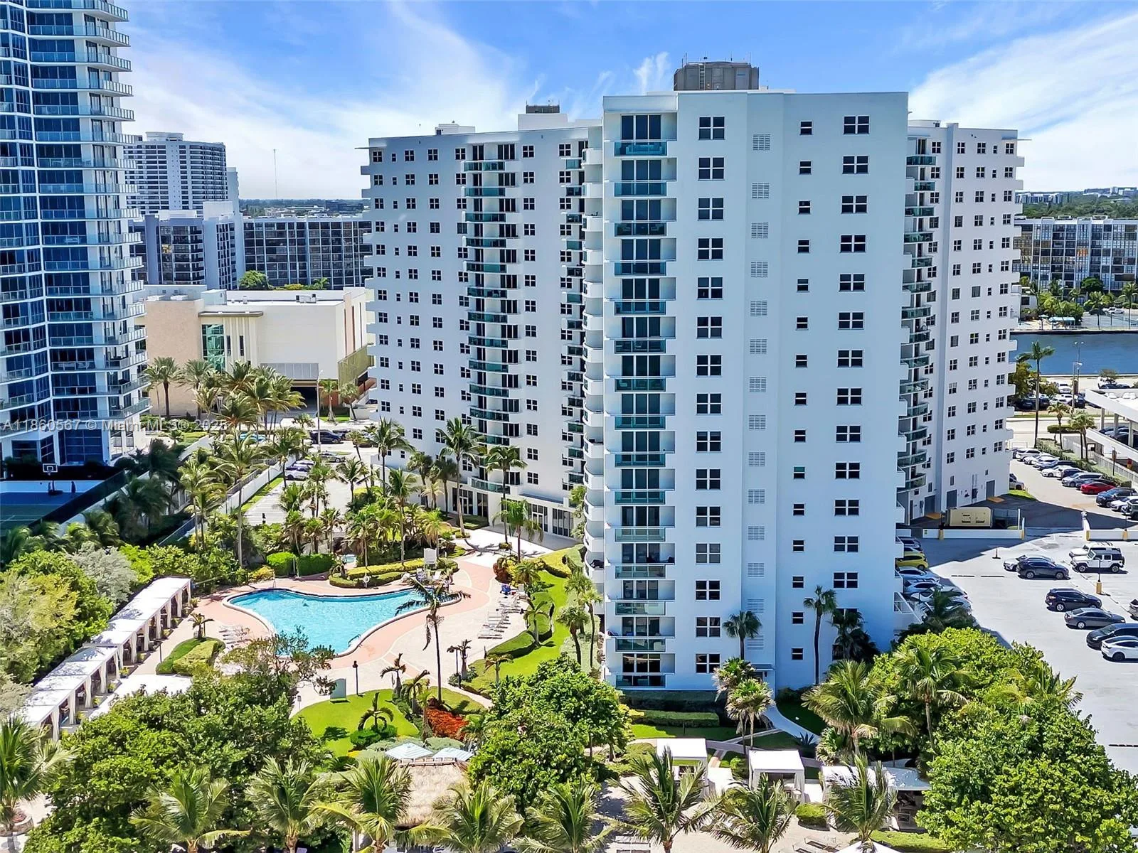 3001 S Ocean Dr # 403, Hollywood, FL 33019