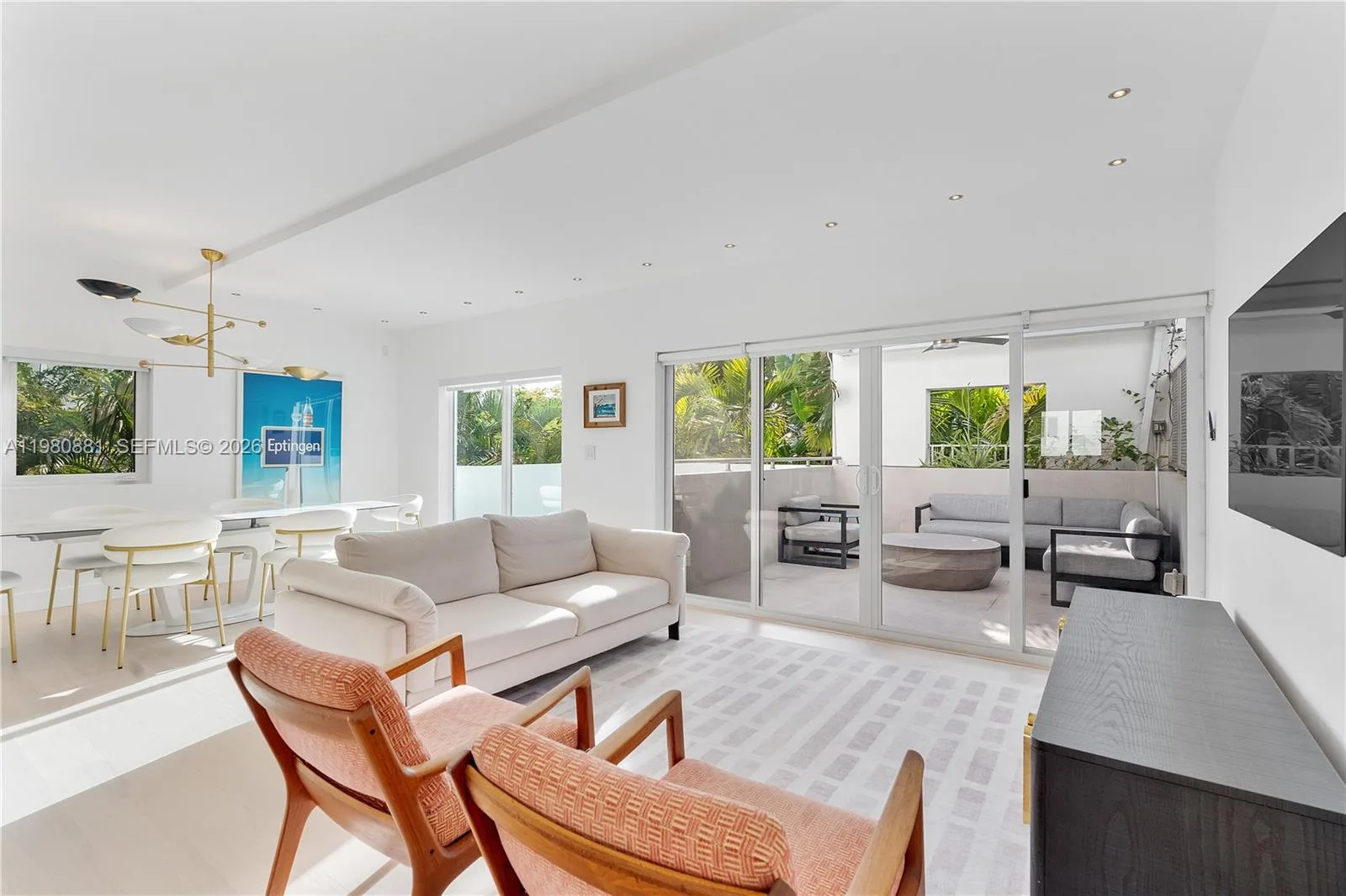 828 3rd St # 314, Miami Beach, FL 33139 photo 2