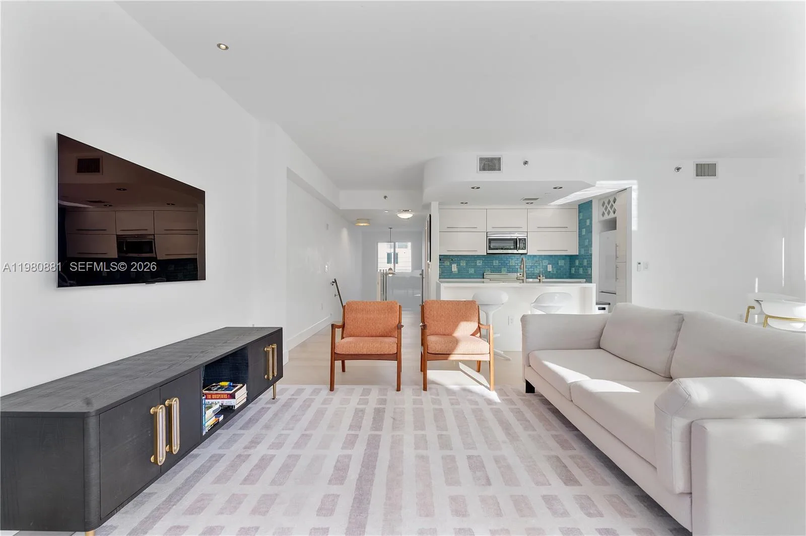 828 3rd St # 314, Miami Beach, FL 33139 photo 4