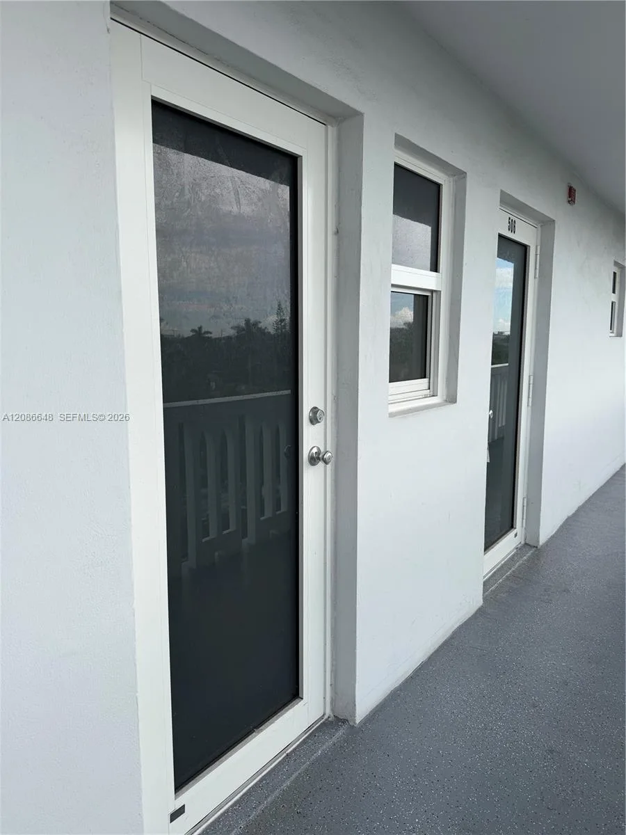 320 NE 12th Ave # 506, Hallandale Beach, FL 33009