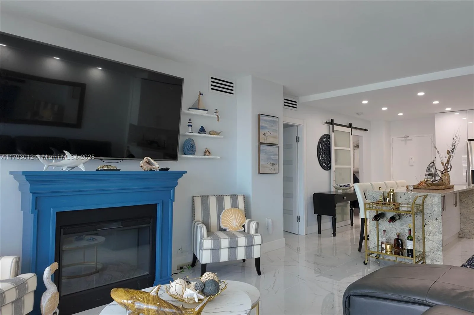 1980 S Ocean Dr # 14B, Hallandale Beach, FL 33009 photo 4