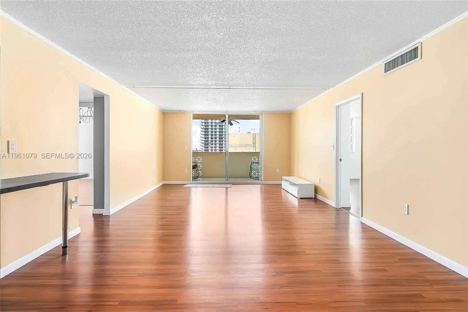 1833 S Ocean Dr # 1407, Hallandale Beach, FL 33009
