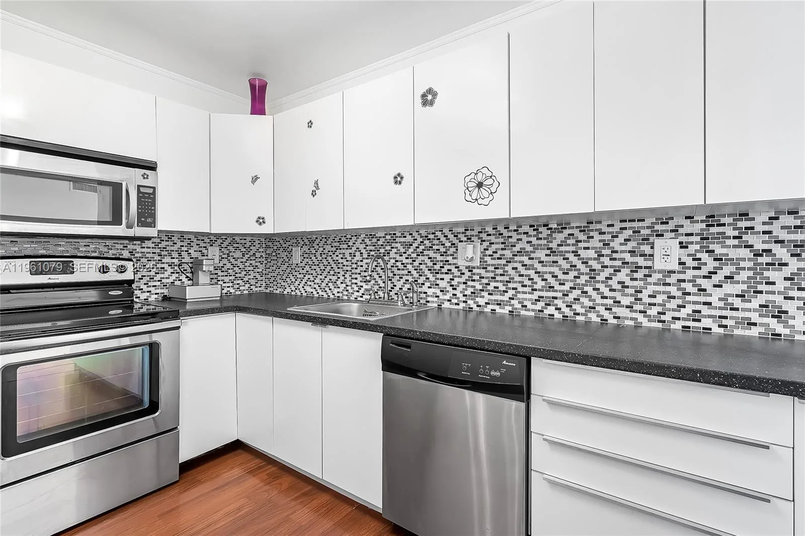 1833 S Ocean Dr # 1407, Hallandale Beach, FL 33009 photo 11