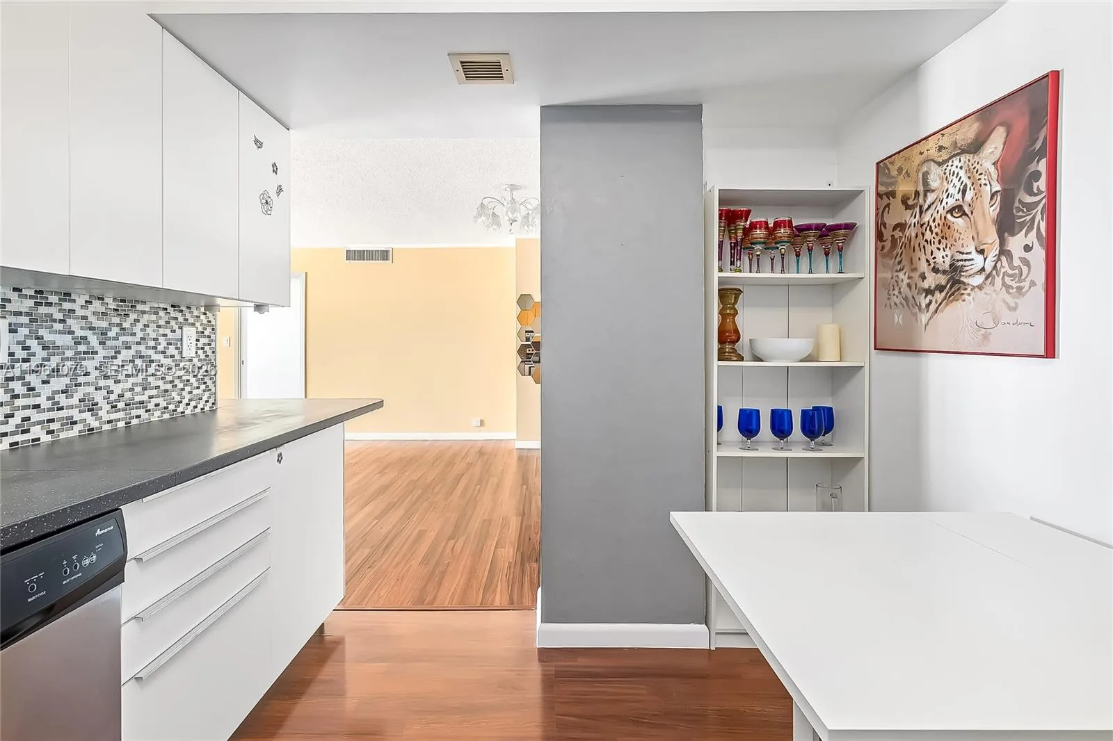 1833 S Ocean Dr # 1407, Hallandale Beach, FL 33009 photo 9