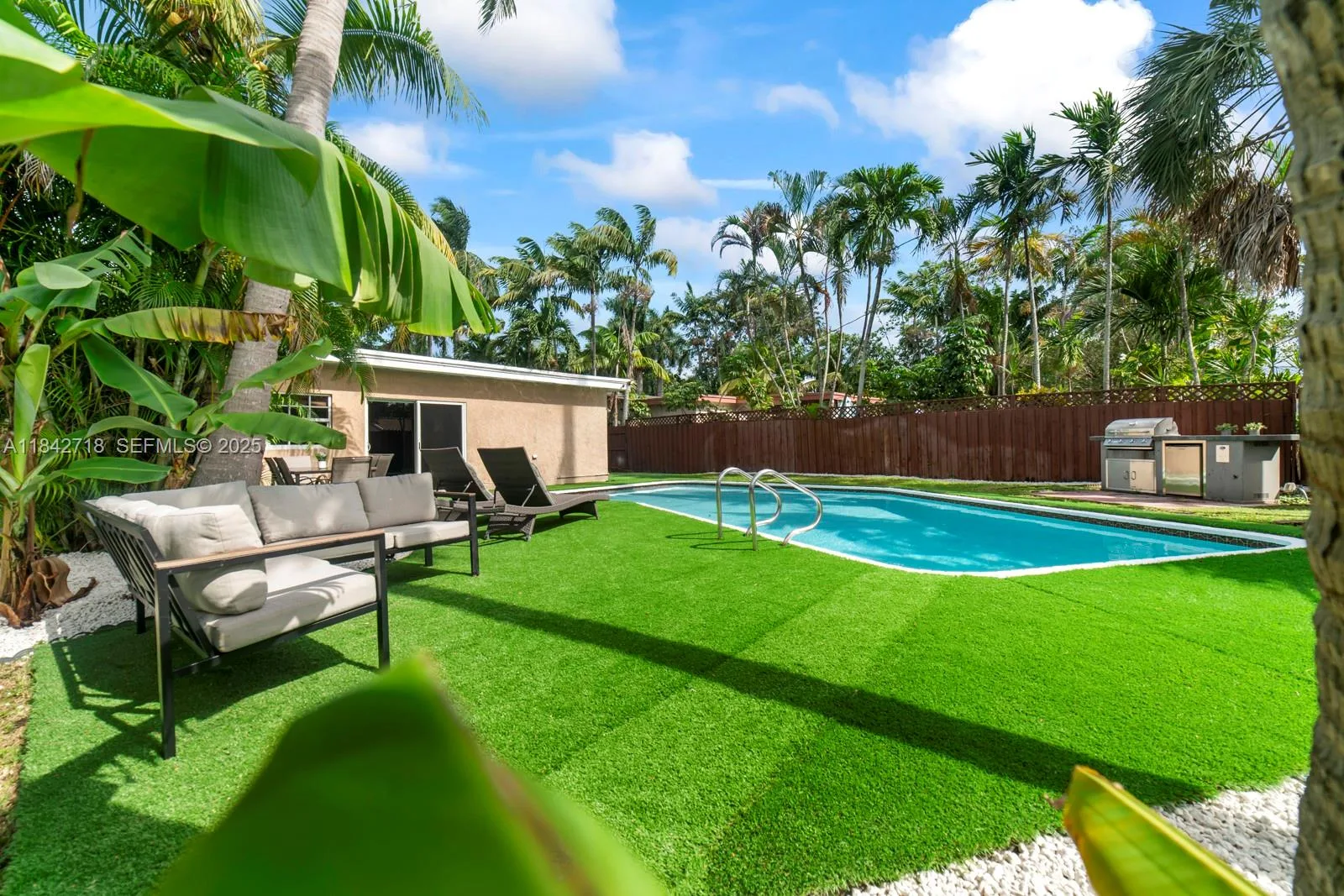 2708 Cleveland St, Hollywood, FL 33020 photo 4