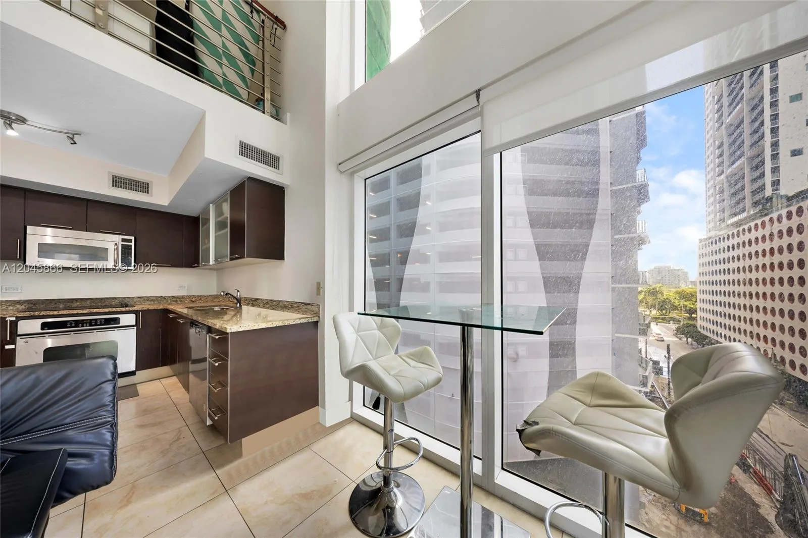 41 SE 5th St # 502, Miami, FL 33131 — zdjęcie 4