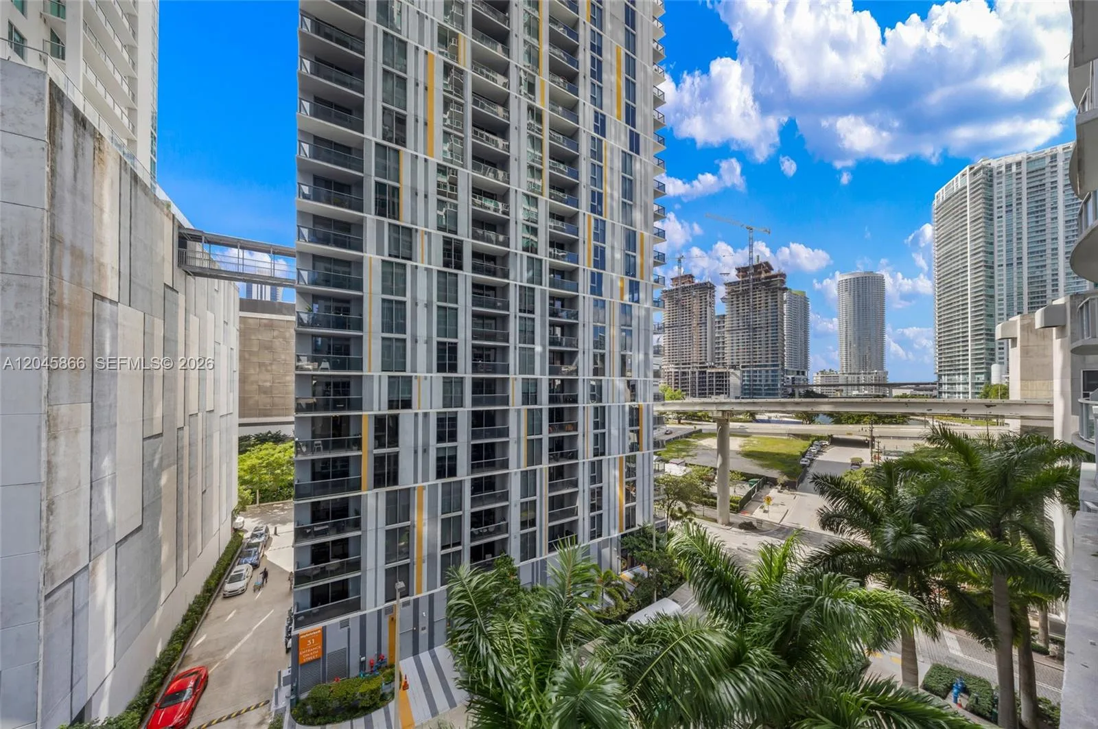 41 SE 5th St # 502, Miami, FL 33131 photo 6