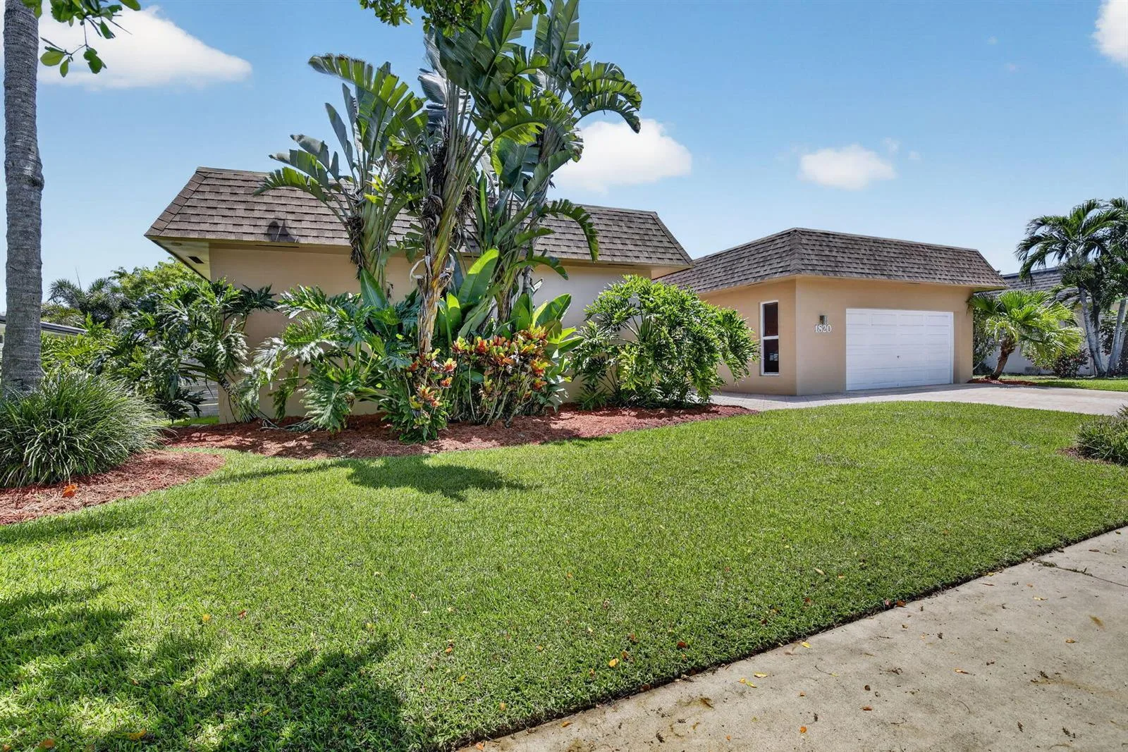 1820 SW 67th Terrace, Plantation, FL 33317 photo 3