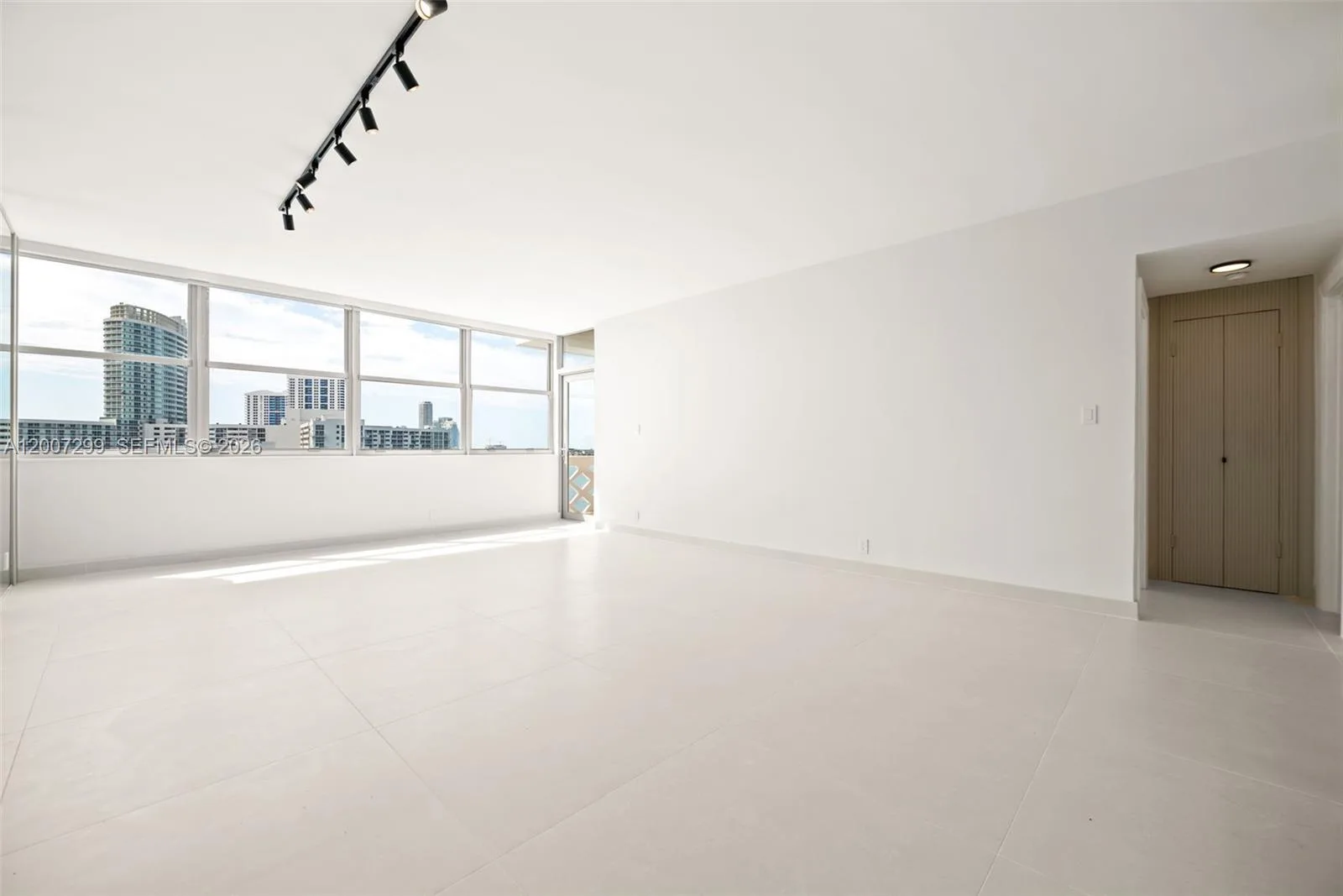 20 Island Ave # 1016, Miami Beach, FL 33139 photo 5