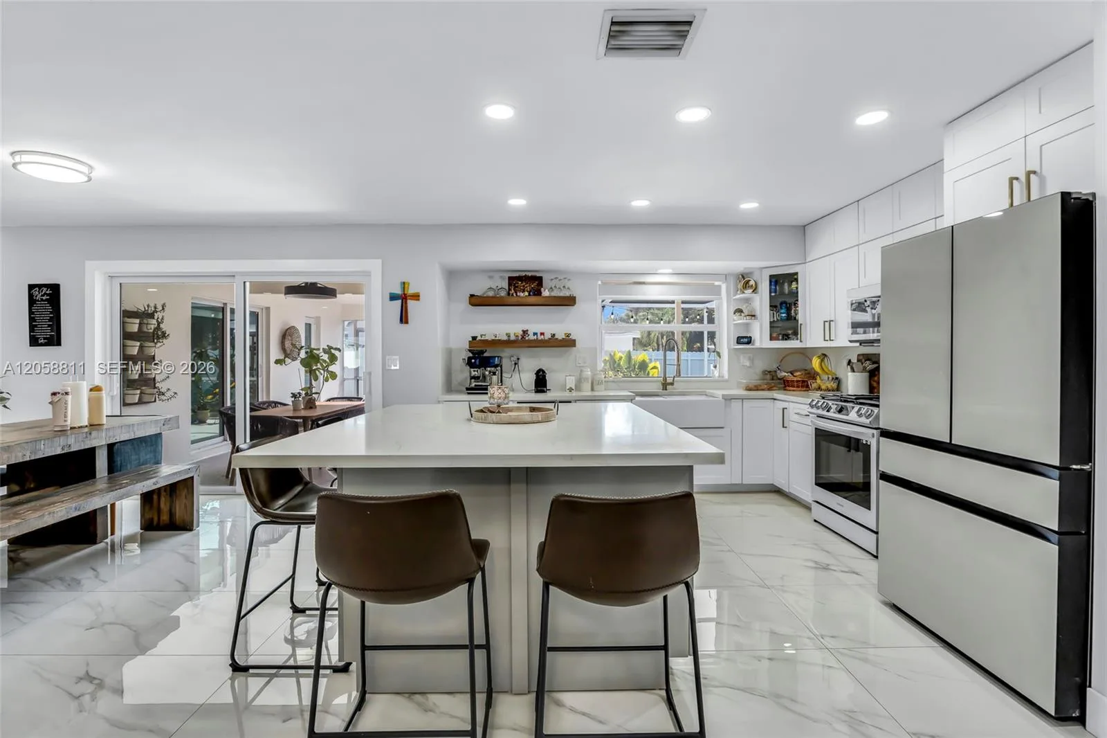 2130 NW 106th Ave, Pembroke Pines, FL 33026 photo 4