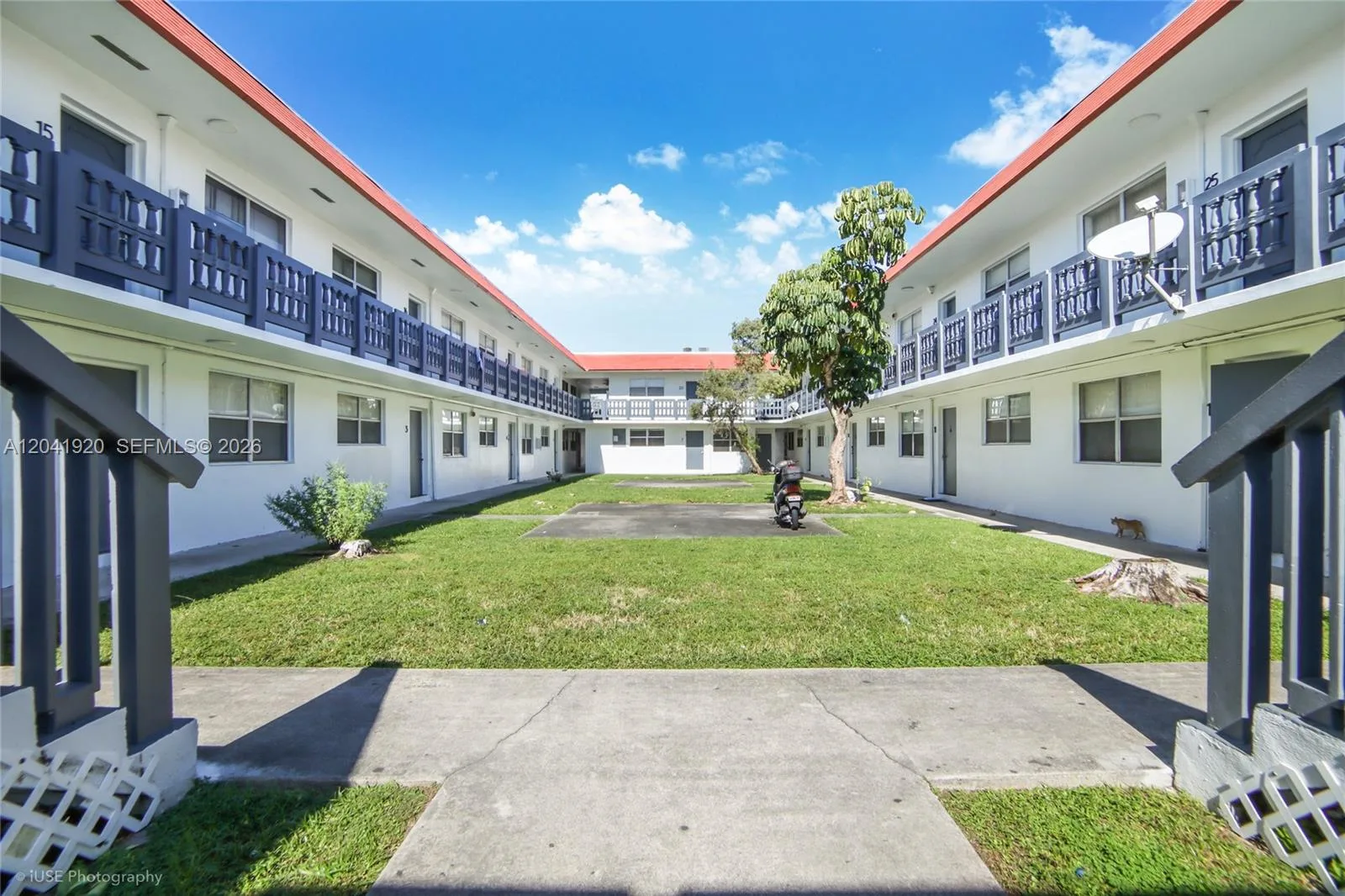 111 NW 152nd St # 11, Miami, FL 33169