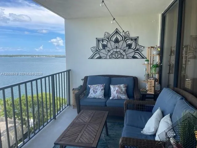 Brickell Place photo 7