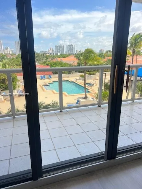 3600 Yacht Club Dr # 504, Aventura, FL 33180 photo 7