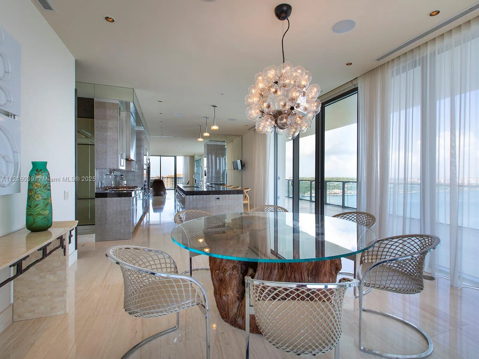 800 S Pointe Dr # 1204, Miami Beach, FL 33139 photo 10