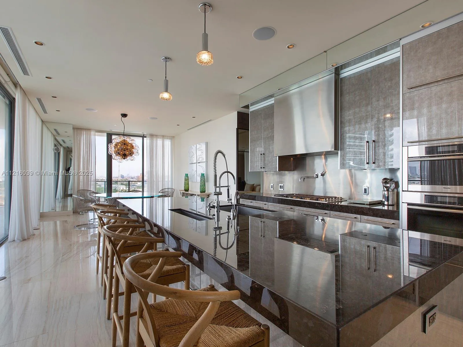 800 S Pointe Dr # 1204, Miami Beach, FL 33139 photo 9